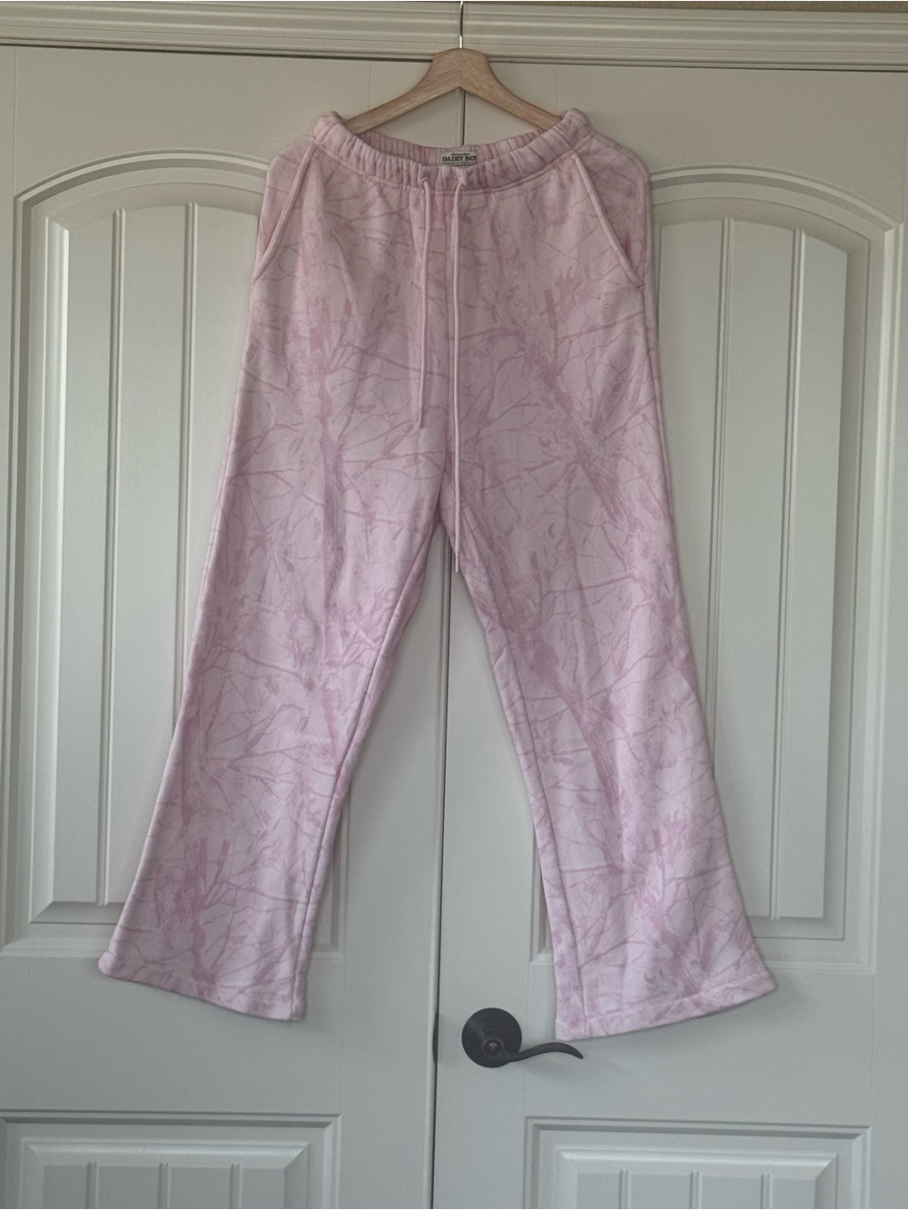 Dairy boy, pink camo print Lounge Pants size XS